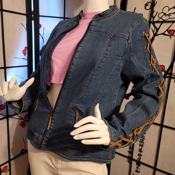 LAL (LIVE A LITTLE) LADIES WASHED DENIM SHOT JACKET SUEDE ART DESIGN/SIZE MEDIUM - Picture 9 of 16